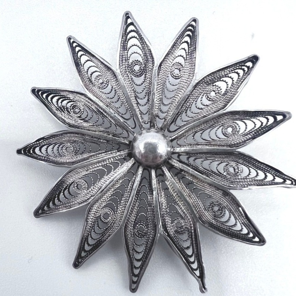 Vintage Spun Silver Brooch Flower 2" 8g